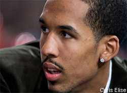 Shaun Livingston tacle les Washington Wizards