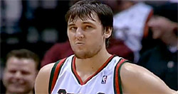 Les Warriors vont continuer de se passer d’Andrew Bogut