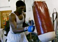 Roy Hibbert est accro à la salle de musculation