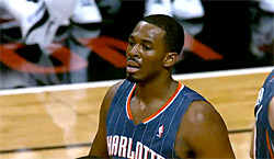 Derrick Brown signe aux San Antonio Spurs