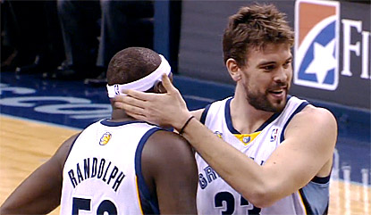 Un Jon Leuer en double-double donne la victoire aux Grizzlies