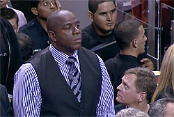 Magic Johnson nie toute implication dans l’éviction de Mike Brown