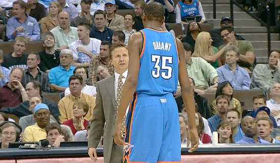 Scott Brooks aux Knicks afin d’attirer Kevin Durant ?