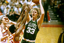 Vidéo HD : Larry Bird, roi de la passe