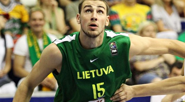 Jonas Valanciunas qualifie la Lituanie pour les quarts