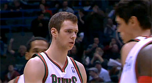 Jon Leuer s’engage avec Memphis pour 3 ans