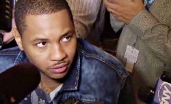 Doug Collins : « Carmelo est un cauchemar quel que soit le poste auquel il joue »