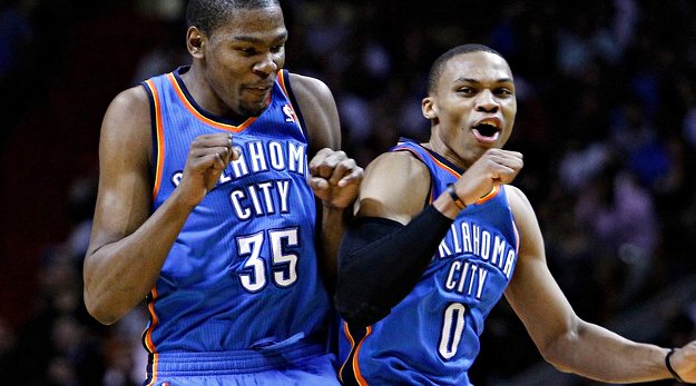 Durant et Westbrook plantent 78 points pour venir à bout des Wolves