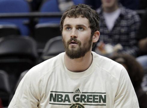Pas d’opération pour Kevin Love, mais qui pour le remplacer ?