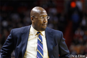 Cleveland Cavaliers : Mike Brown va rencontrer Dan Gilbert