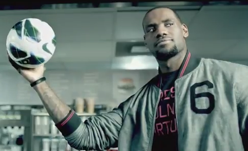 10 millions de dollars de plus par an pour LeBron James