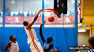 All American Slam Dunk Contest : Andrew Wiggins lâche un dunk de fou