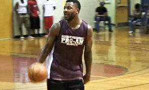 DeShawn Stevenson se la raconte autant l’été que pendant la saison