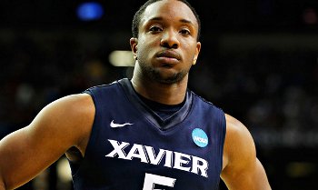 Dezmine Wells viré par son Université