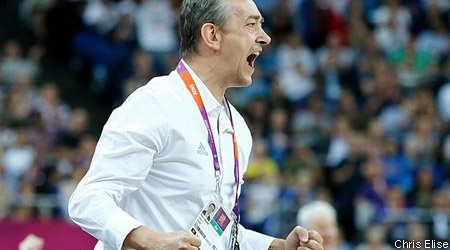 Pierre Vincent quitte son poste de sélectionneur, Valérie Garnier lui succède