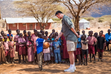 Yao Ming milite pour la protection des animaux d’Afrique