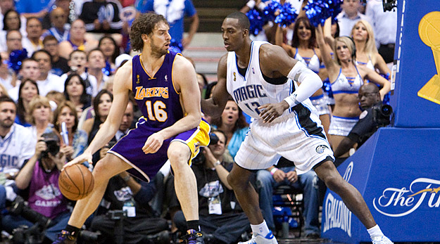 Pau Gasol reste aux Lakers : son association avec Howard sera terrible