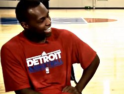 Rodney Stuckey hait les shorts trop courts