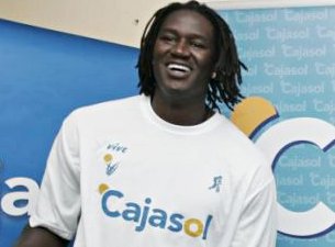 Les Spurs vont tester deux nouveaux big men