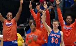 Les Knicks remportent le derby de NYC en prolongation
