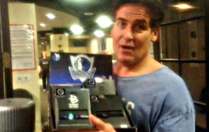Mark Cuban allume la NBA sur « l’arnaque » des bracelets Power Balance