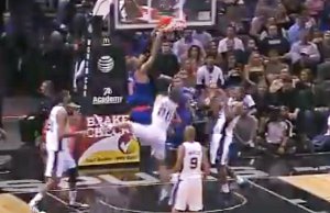 Top 5 : Deron Williams fait danser les Celtics, Chandler postérise Ginobili