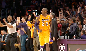 Kobe Bryant voit triple (23,11,11) pour battre les Mavericks