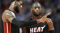 LeBron James défend Dwyane Wade et tacle Charles Barkley