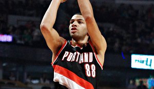 Top 10 : Nicolas Batum rentre le shoot de la semaine