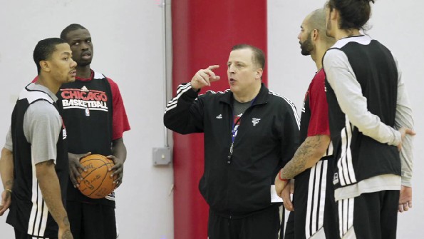 Derrick Rose s’entraîne presque normalement