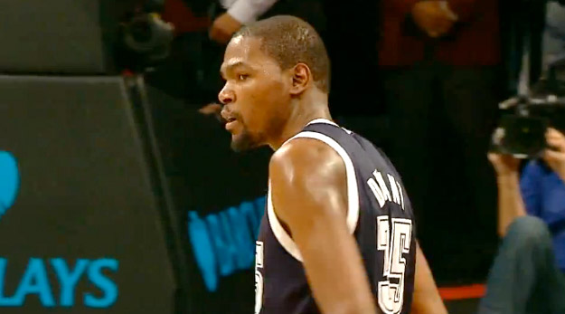 Le Thunder corrige les Lakers à domicile