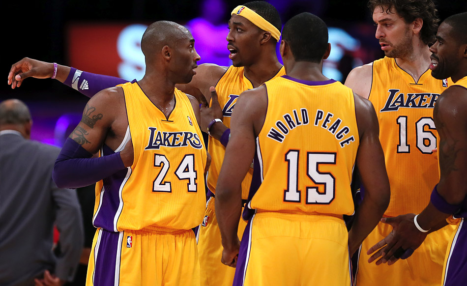 Vidéo HD : Les dix plus belles actions des Lakers en 2012-2013