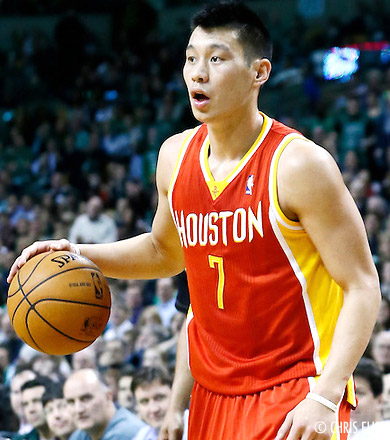 Premier triple-double en NBA pour Jeremy Lin