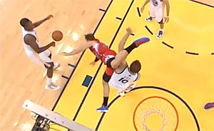 Vidéo : la chute impressionnante de Blake Griffin. Flopping ?