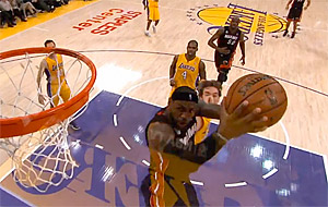 Démonstration : comment LeBron James (39 pts) a fait exploser la défense des Lakers