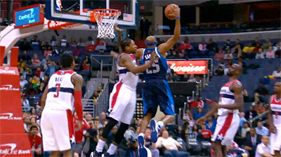 Top 10 : Vince Carter lâche le gros poster de la nuit, incroyable McGee