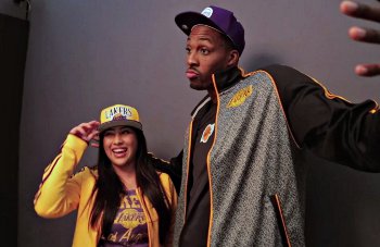 Vidéo : Dwight Howard offre une séance photo à ses fans