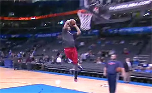 Derrick Rose dunke à nouveau