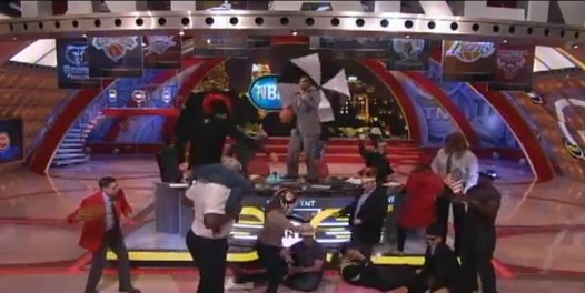 Harlem Shake : Shaq et son crew contre-attaquent