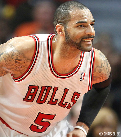 Highlights : Carlos Boozer solide face au Heat (27 pts, 9 rbds)
