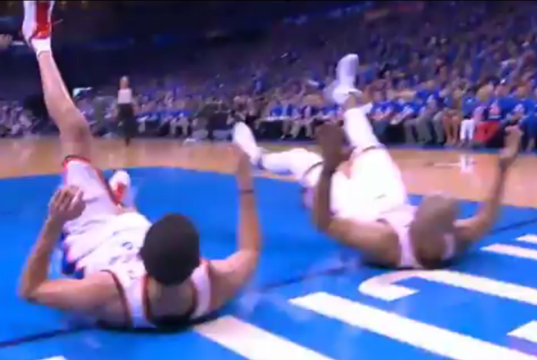 Derek Fisher sanctionné pour flopping synchronisé