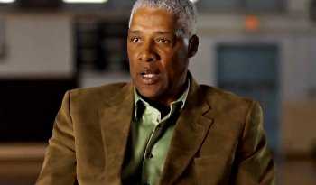 Trailer : La NBA va diffuser un documentaire sur Julius Erving