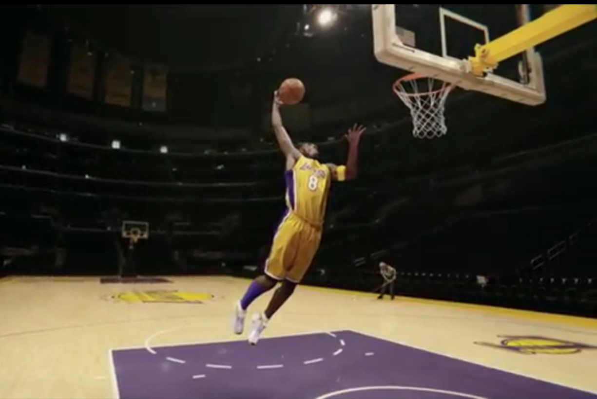 Vidéo : le dunk de Kobe Bryant en finale NBA 2002 mis à l’honneur par la NBA