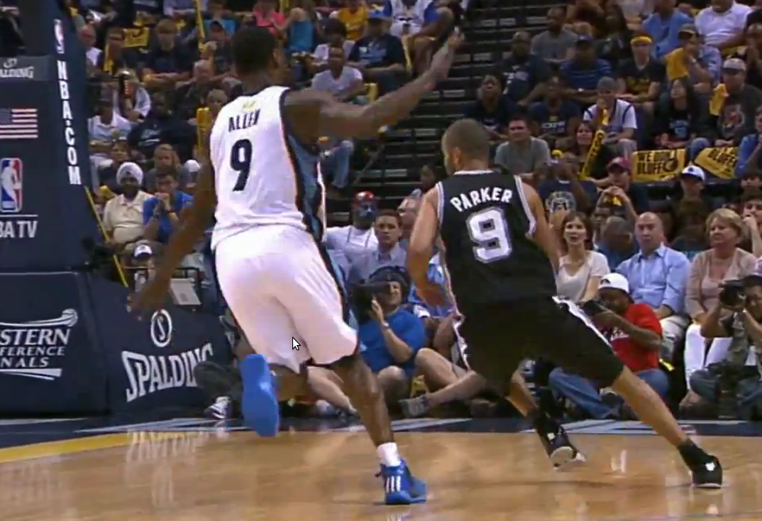 Highlights : les 37 points de Tony Parker