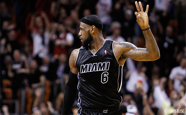 LeBron James prêt à défendre sur Nate Robinson