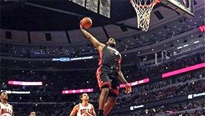 Highlights : la performance de LeBron James (27 pts) au Game 4 en mode Phantom