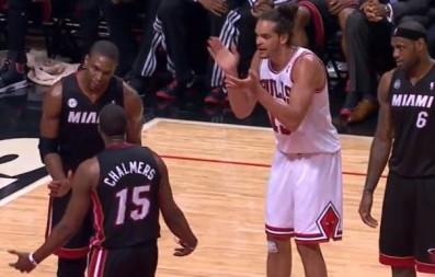Chris Bosh et Mario Chalmers insensibles aux provocations de Noah