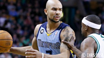 Jerryd Bayless aux Bucks pour Jason Kidd