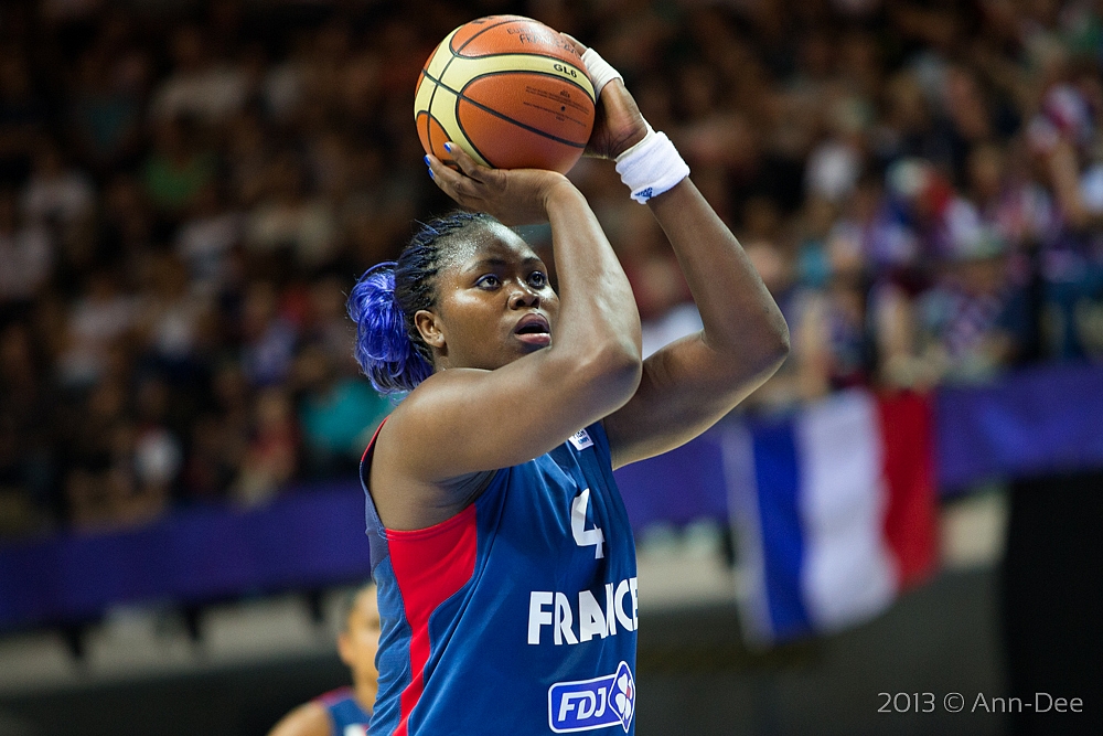 ITW Isabelle Yacoubou : « Je suis comme une gamine à Disneyland »