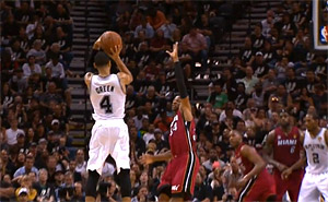 Tony Parker : « Je n’arrive pas à croire qu’ils laissent Danny Green ouvert à trois-points »